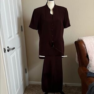 Kasper Women's maroon Pantsuit